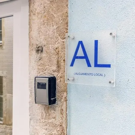 Alfama With Private Patio & Barbecue * Лісабон