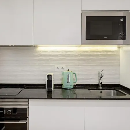 Alfama With Private Patio & Barbecue * Lisboa